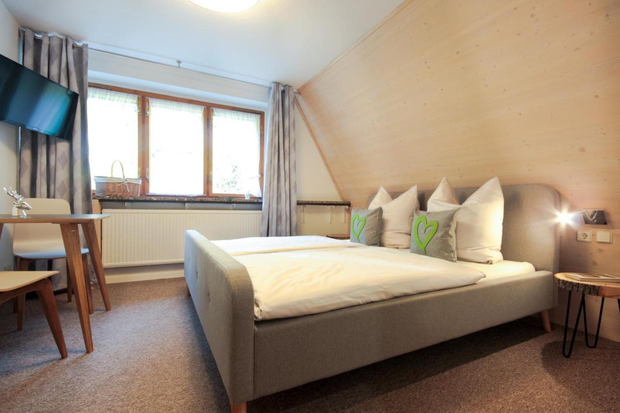Haus Am Berg - Pension Direkt Am Skihang Oberwiesenthal Ngoại thất bức ảnh