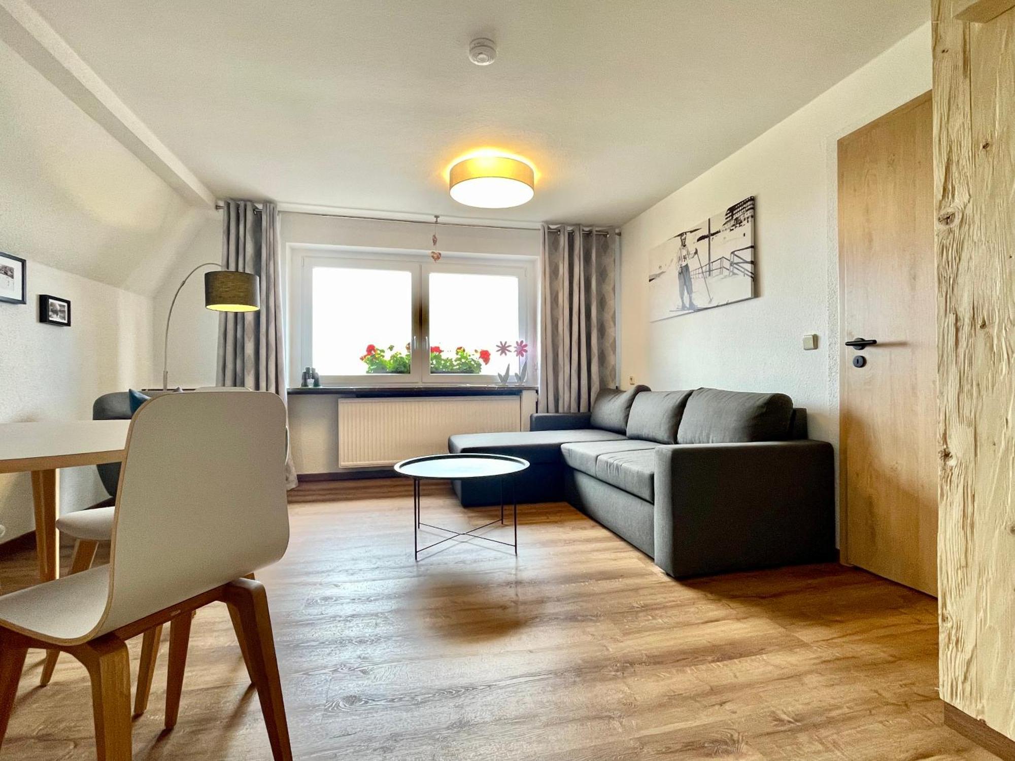 Haus Am Berg - Pension Direkt Am Skihang Oberwiesenthal Ngoại thất bức ảnh